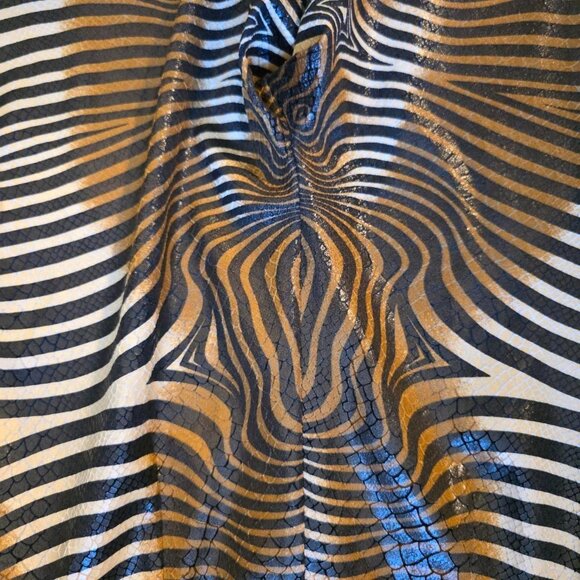🔥 Viral & Rare Joseph Ribkoff Metallic Zebra Print Pants – Size 6 (US) 🔥 - Picture 7 of 8